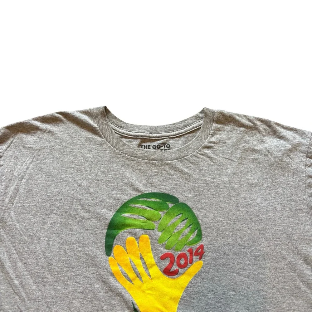 Adidas Mens FIFA World Cup Brasil 2014 Graphic T-Shirt Gray XL 3720A‎
